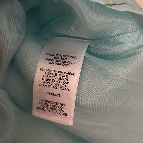 Vineyard Vines Ruffle-Neck Blouse Light Blue V neck - Picture 6 of 7